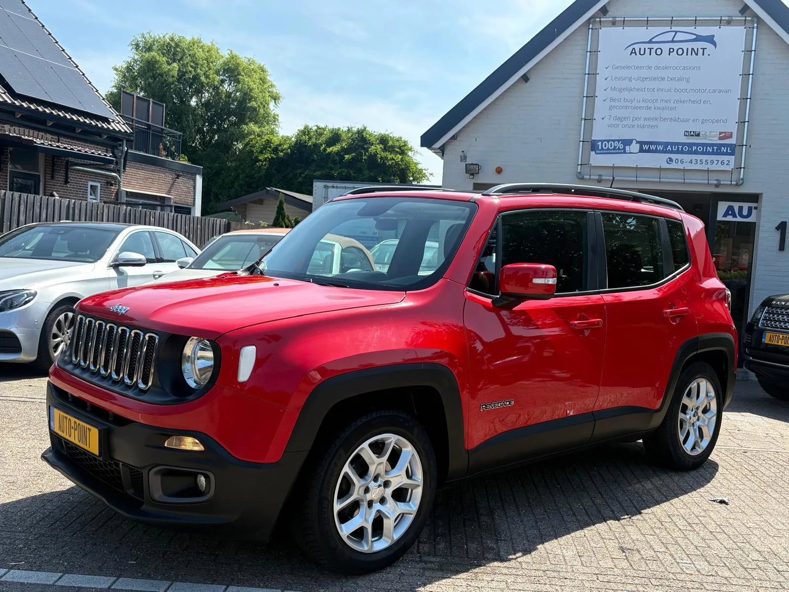 Jeep Renegade (2016) — foto 1