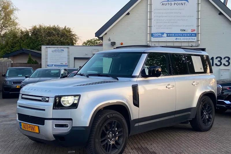 Land Rover Defender (2020)