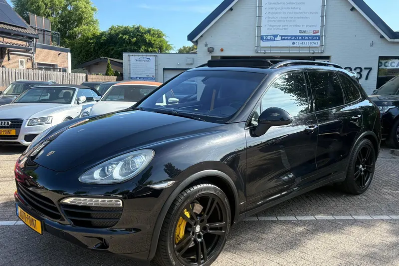 Porsche Cayenne (2012)