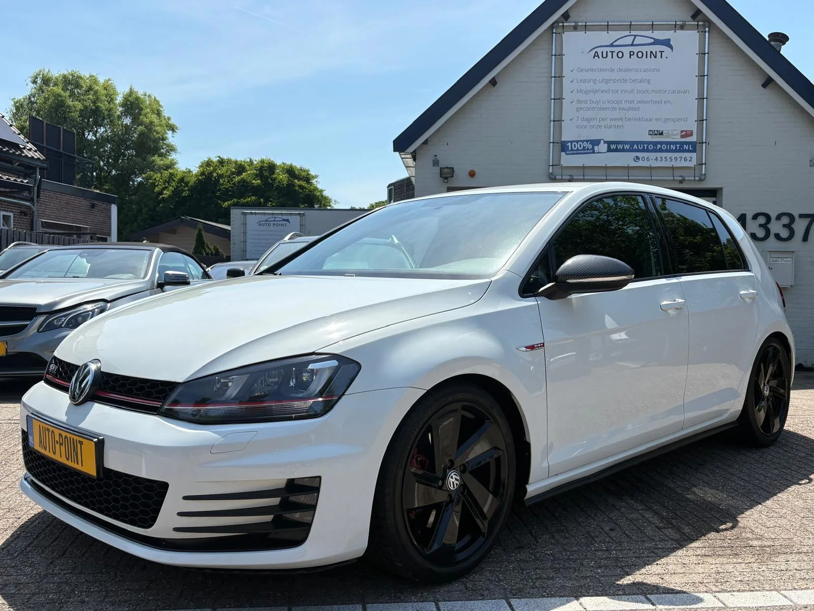 Volkswagen Golf (2015) — foto 1