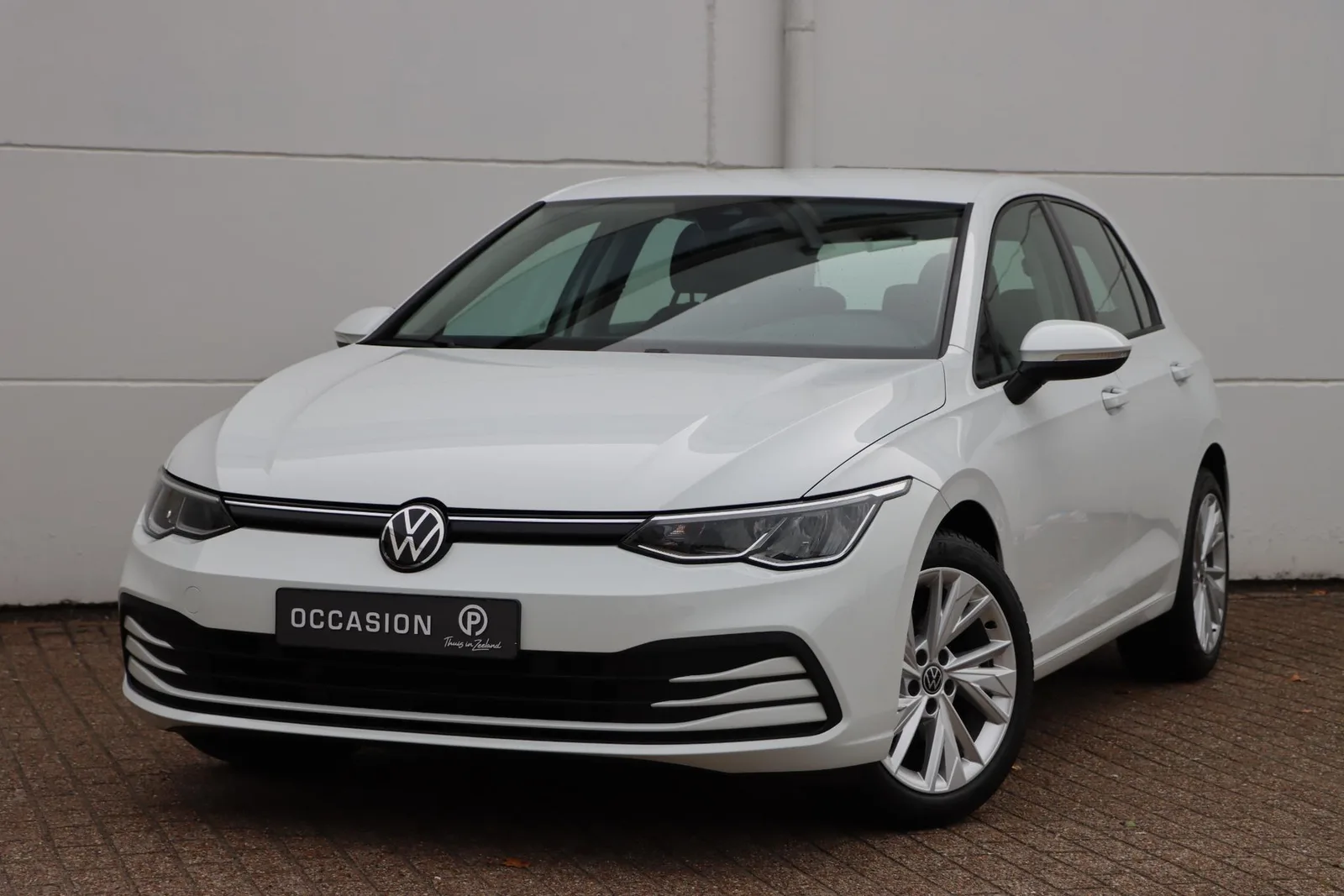 Volkswagen Golf (2022) — foto 1
