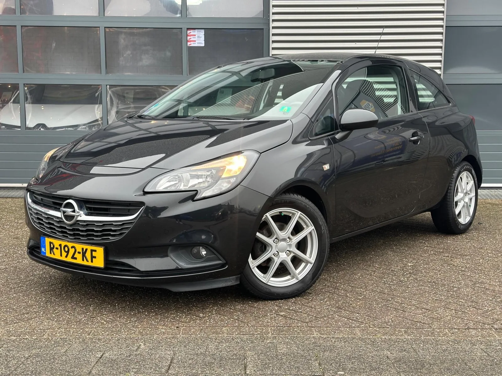 Opel Corsa (2015) — foto 1