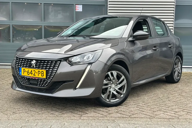 Peugeot 208 (2022)