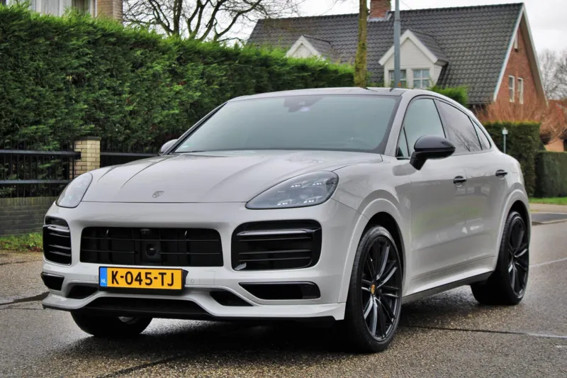 Porsche Cayenne Coupé (2021)