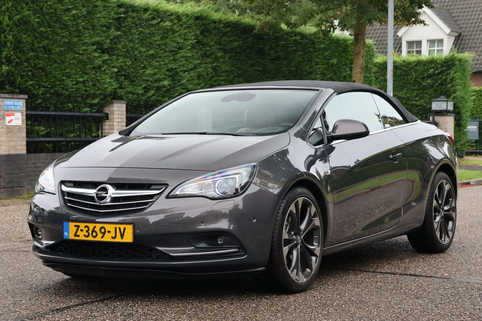 Opel Cascada (2015) — foto 1