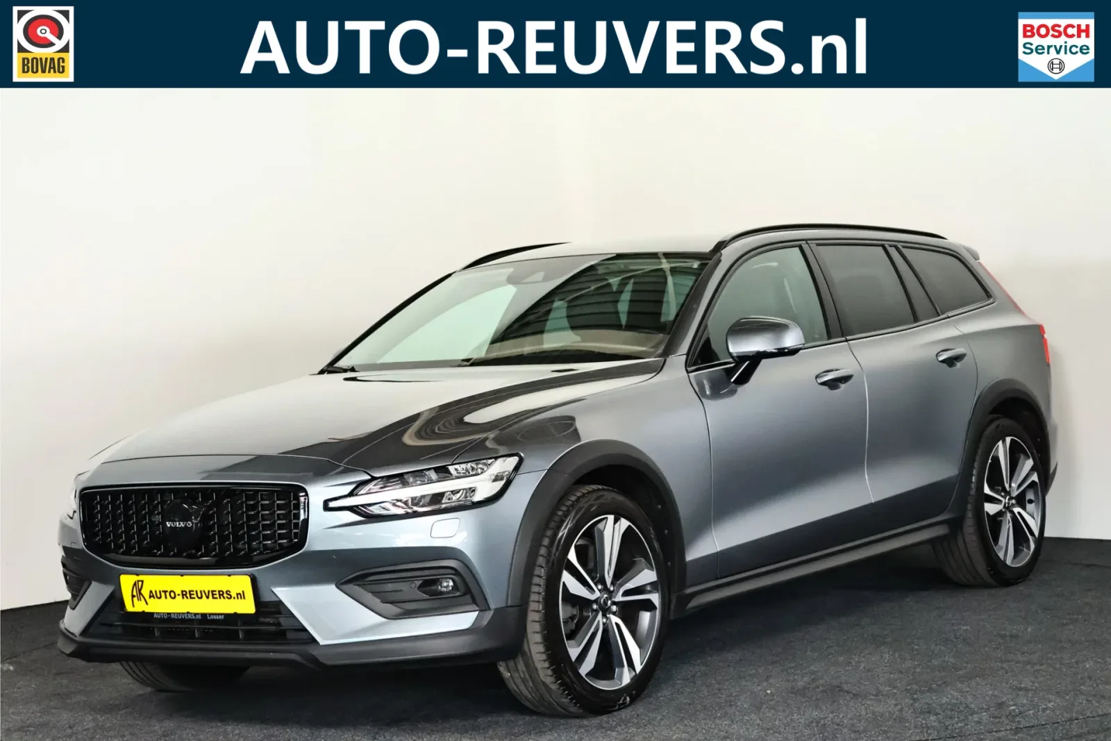 Volvo V60 Cross Country (2020) — foto 1