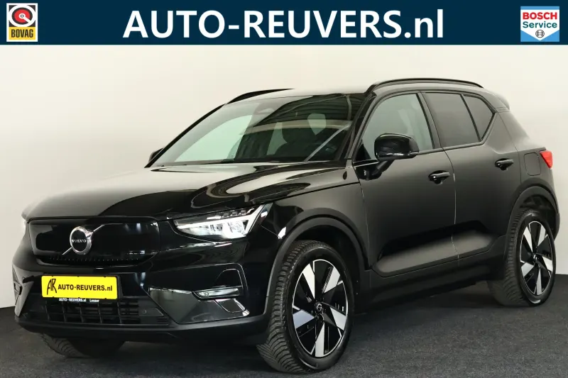 Volvo XC40 (2022)