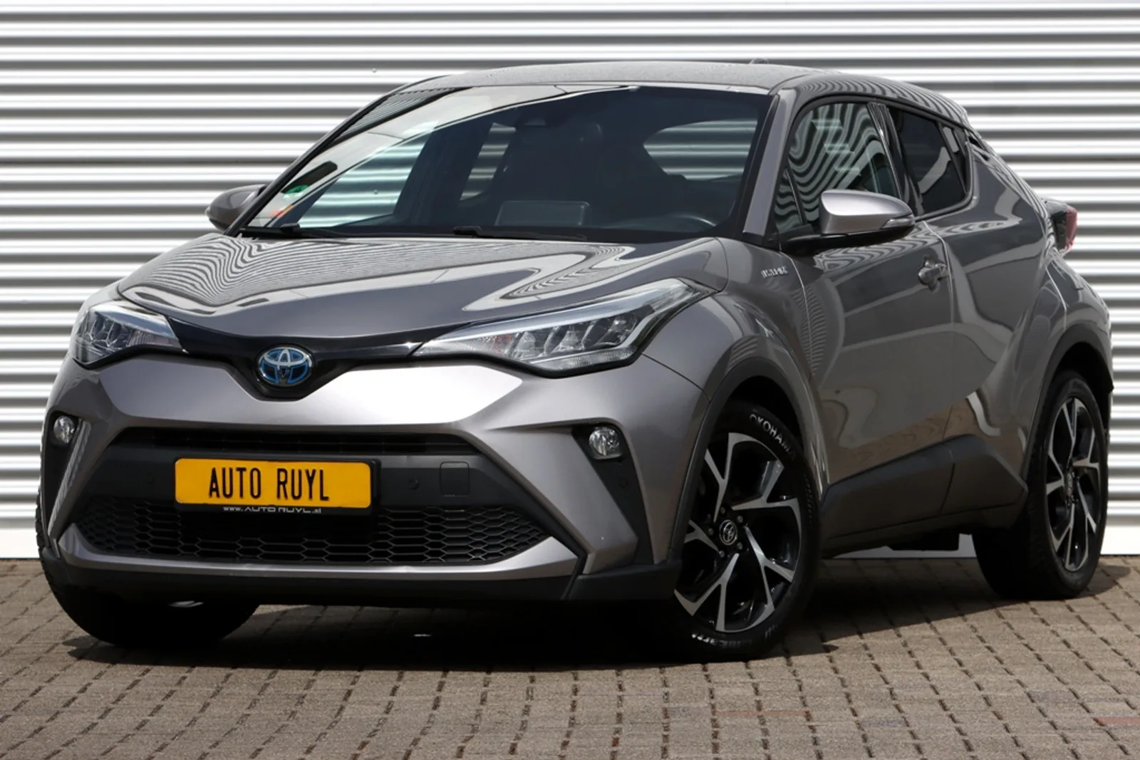 Toyota C-HR (2021) — foto 1