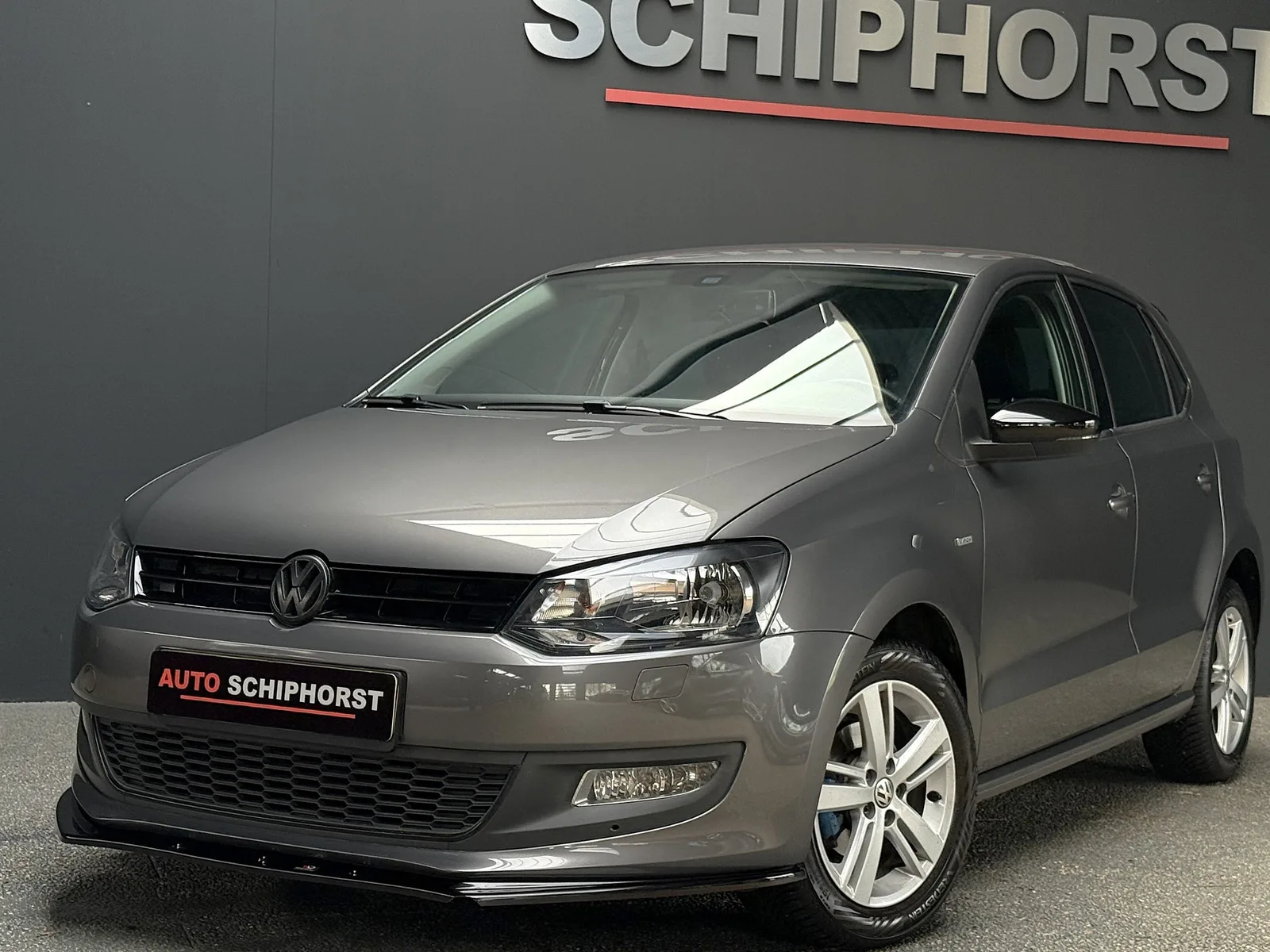 Volkswagen Polo (2012) — foto 1