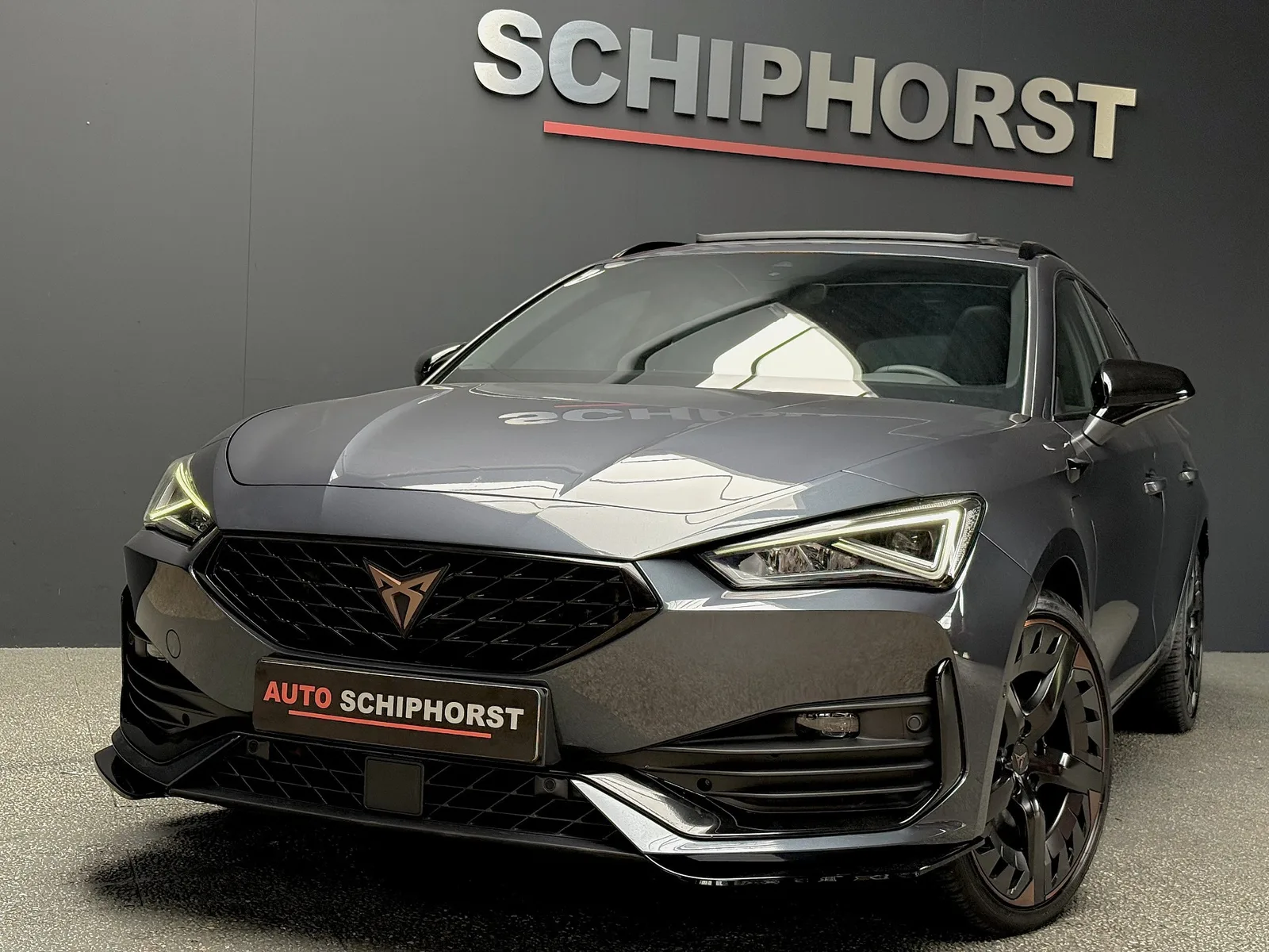 CUPRA Leon Sportstourer (2021) — foto 1