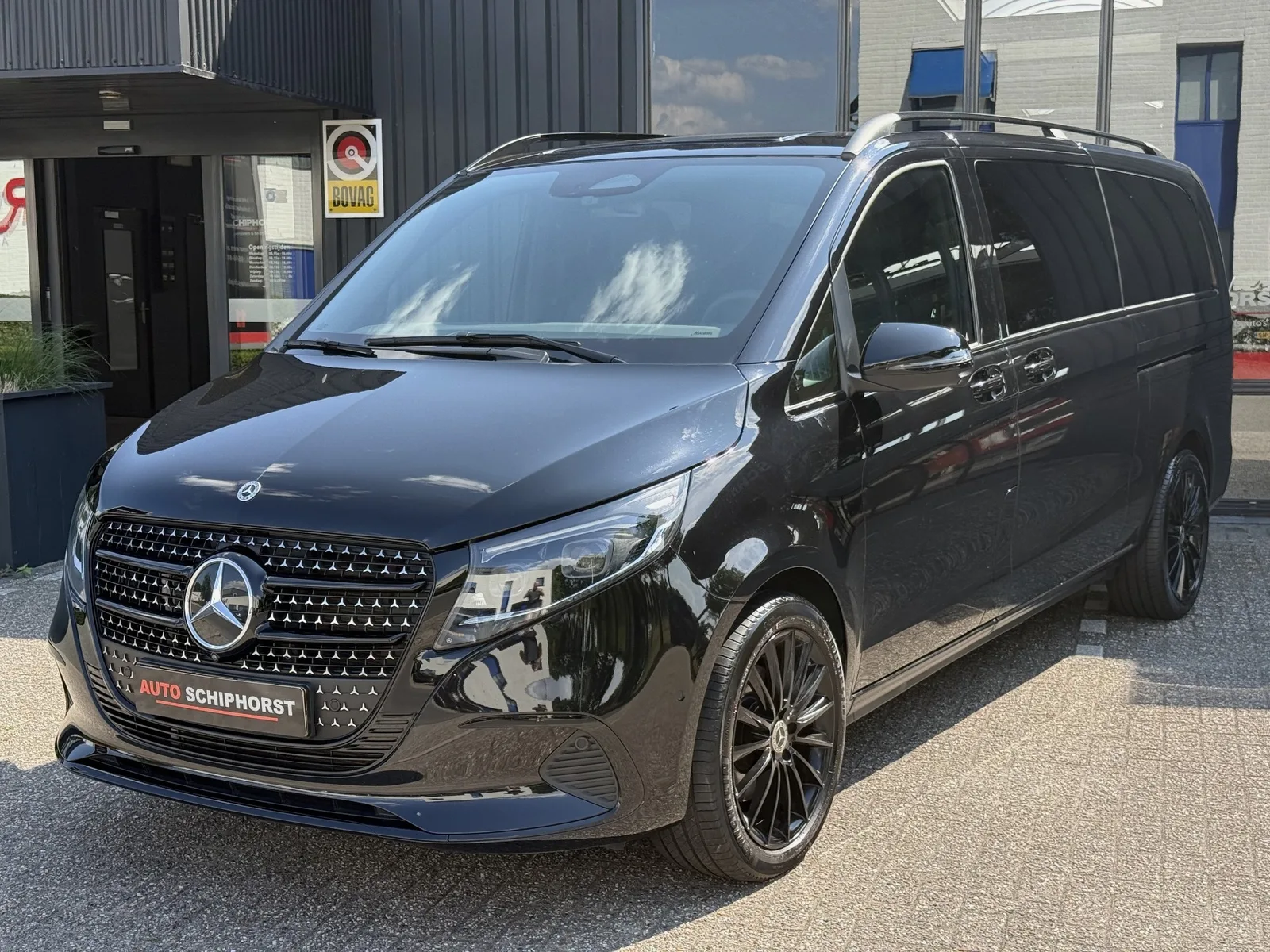 Mercedes-Benz V-Klasse (2024) — foto 1