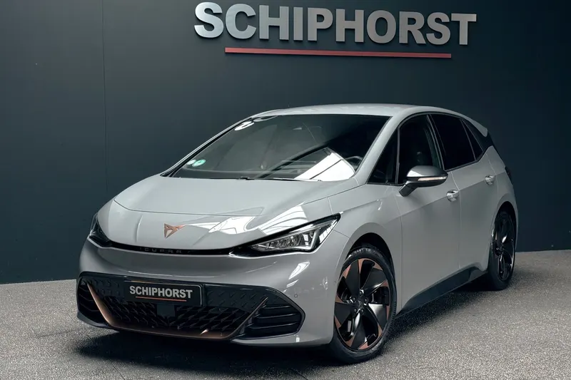 CUPRA Born (2023)