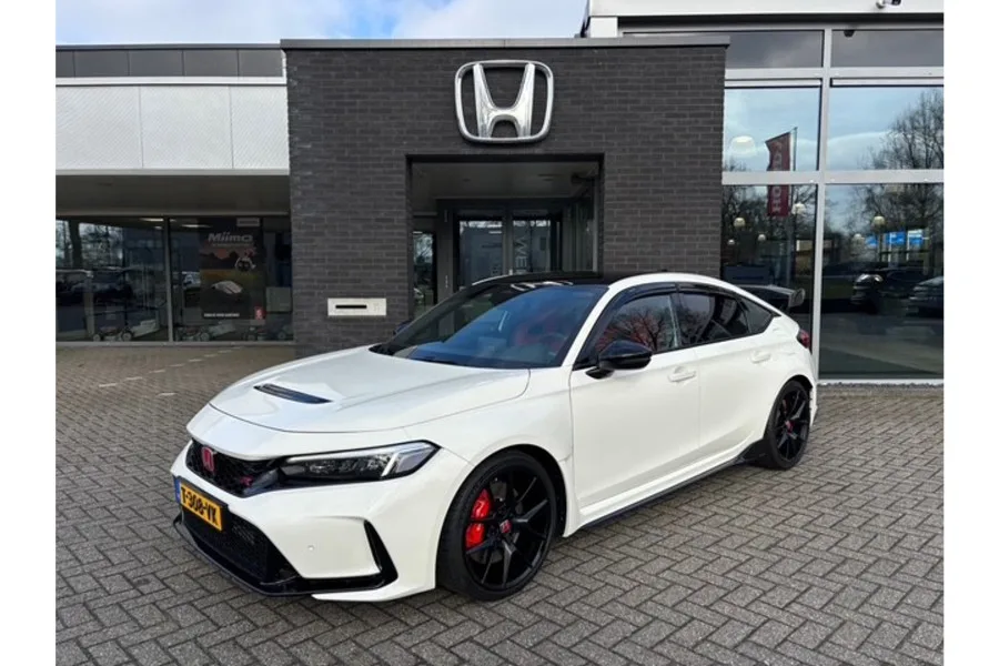 Honda Civic (2023) — foto 1