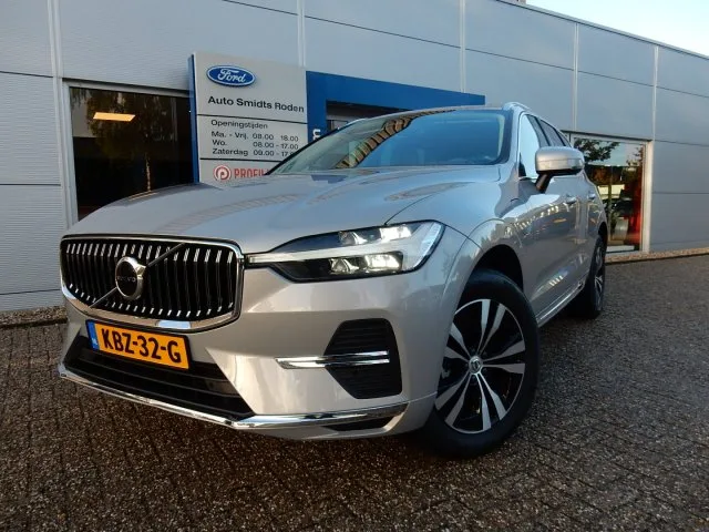 Volvo XC60 (2023) — foto 1