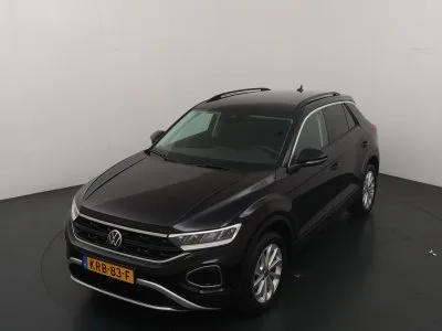 Volkswagen T-Roc (2025) — foto 1