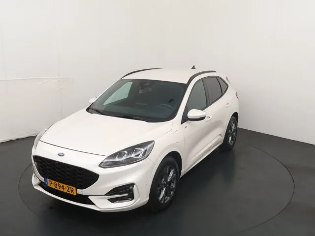 Ford Kuga (2021) — foto 1