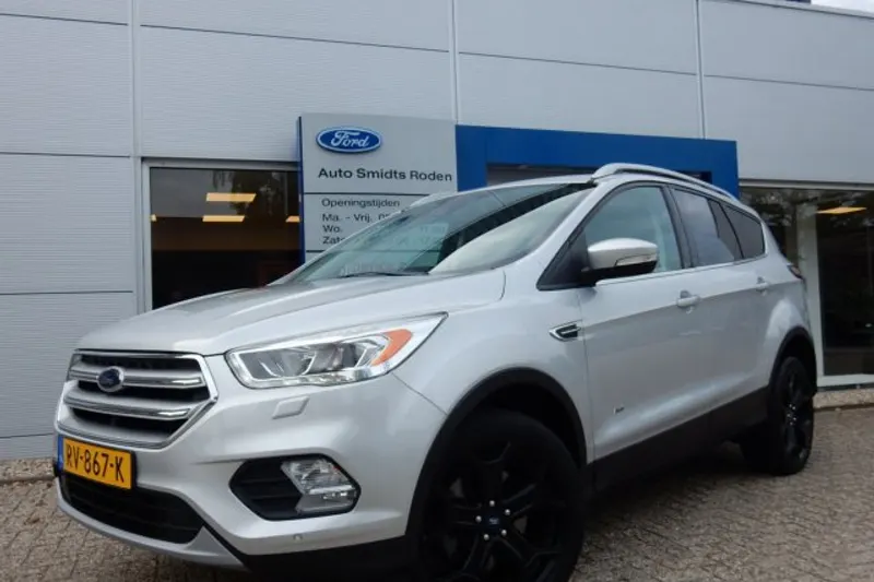 Ford Kuga (2017)