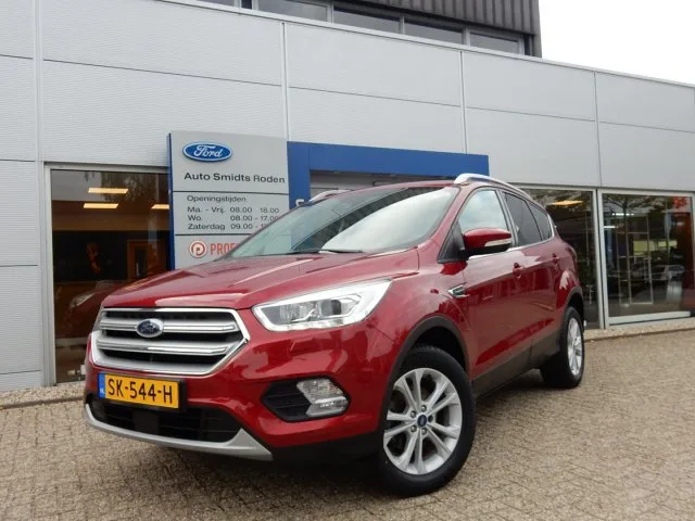 Ford Kuga (2018) — foto 1