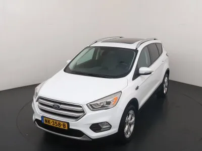 Ford Kuga (2018) — foto 1