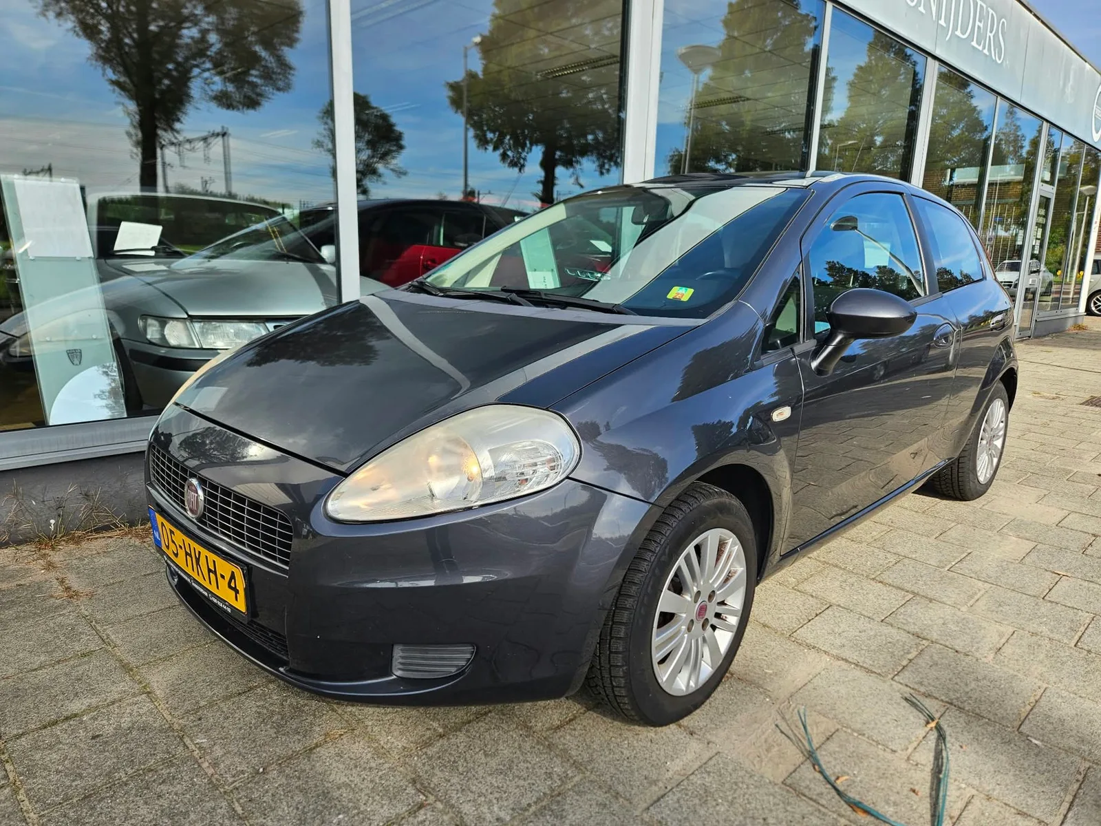 Fiat Grande Punto (2008) — foto 1