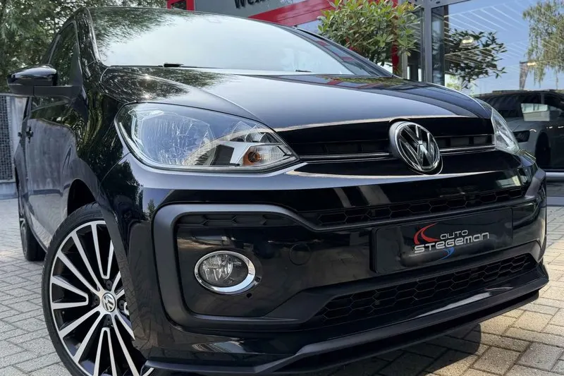 Volkswagen Up (2017)