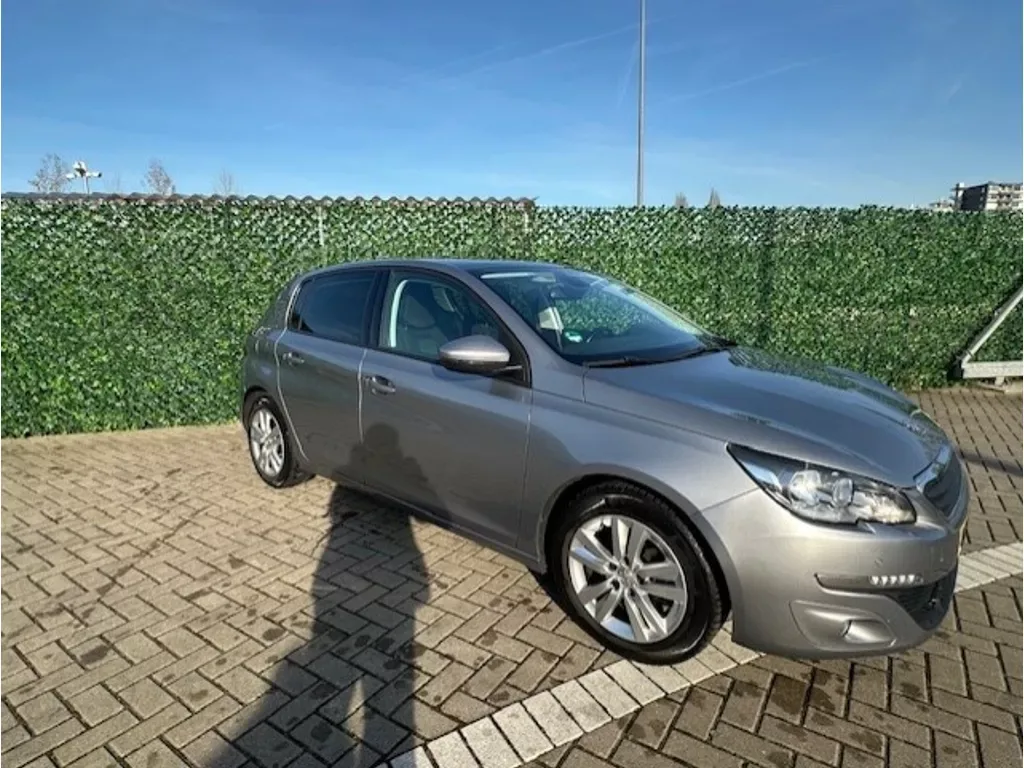 Peugeot 308 (2016) — foto 1