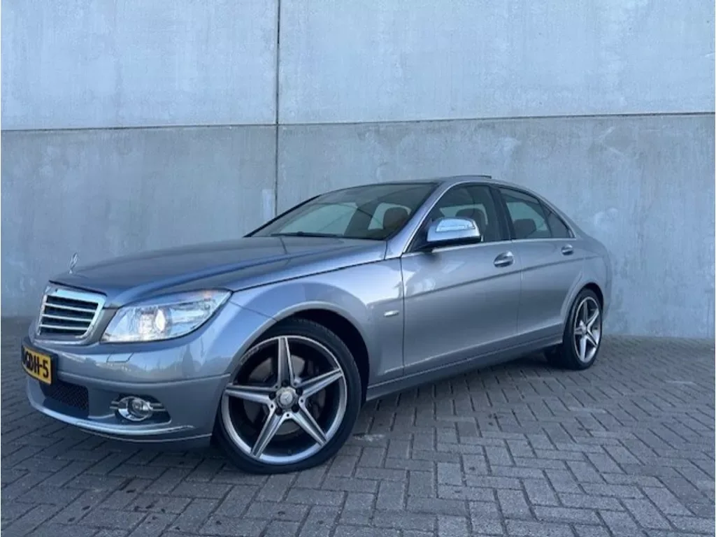 Mercedes-Benz C-Klasse (2008) — foto 1