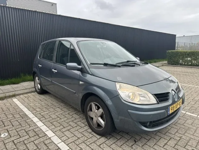 Renault Scénic (2007) — foto 1