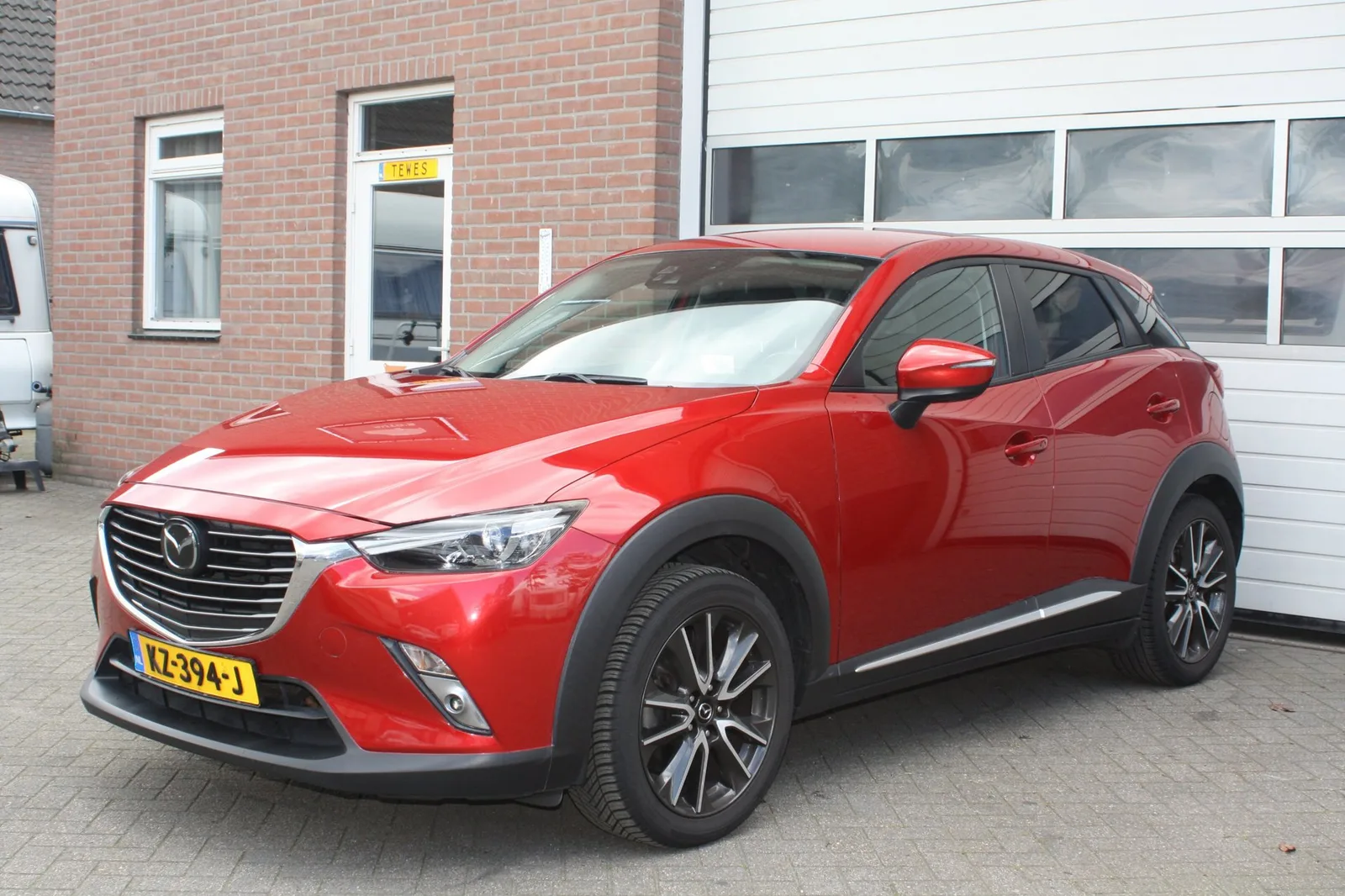 Mazda CX-3 (2016) — foto 1