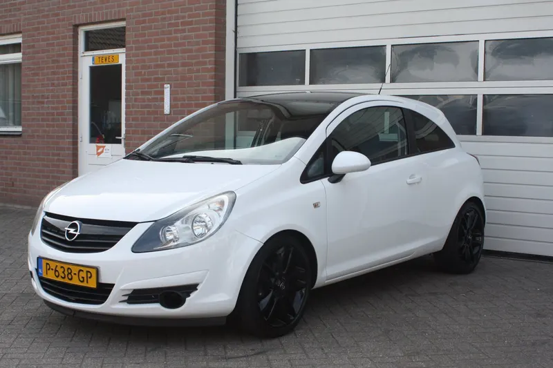Opel Corsa (2010)