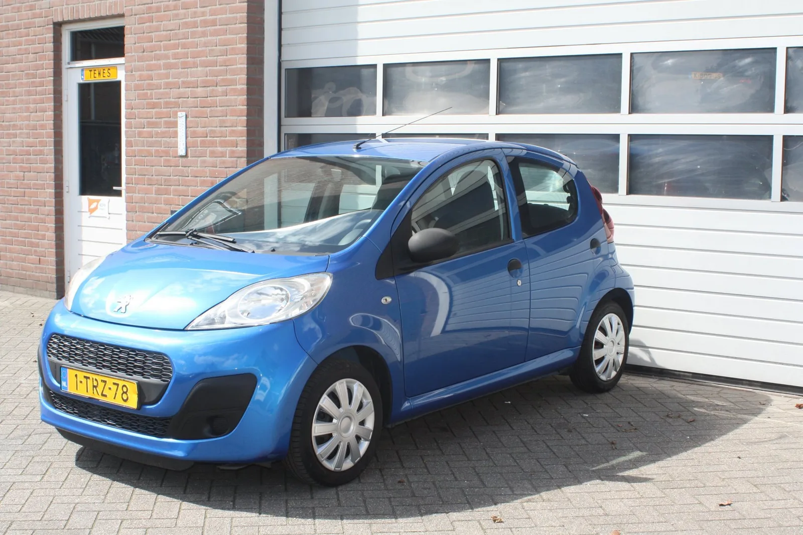 Peugeot 107 (2014) — foto 1