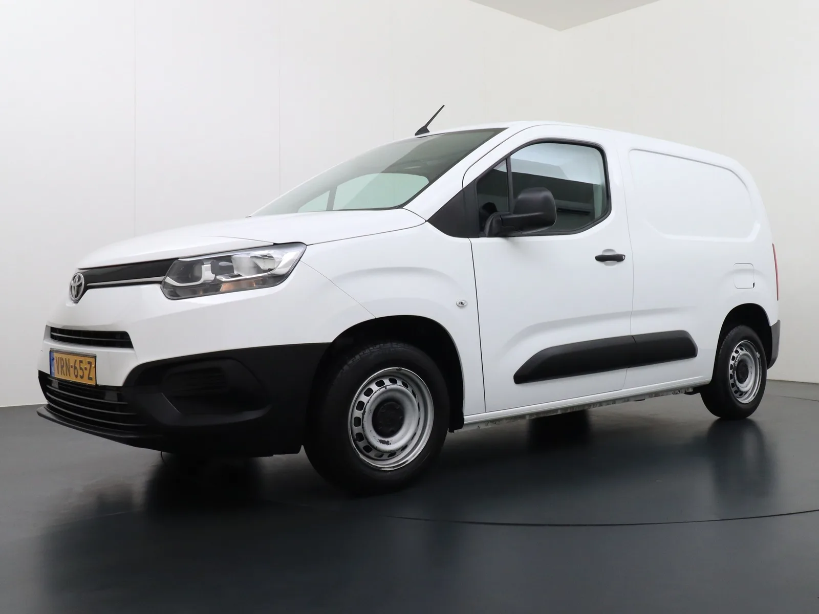 Toyota ProAce City (2022) — foto 1