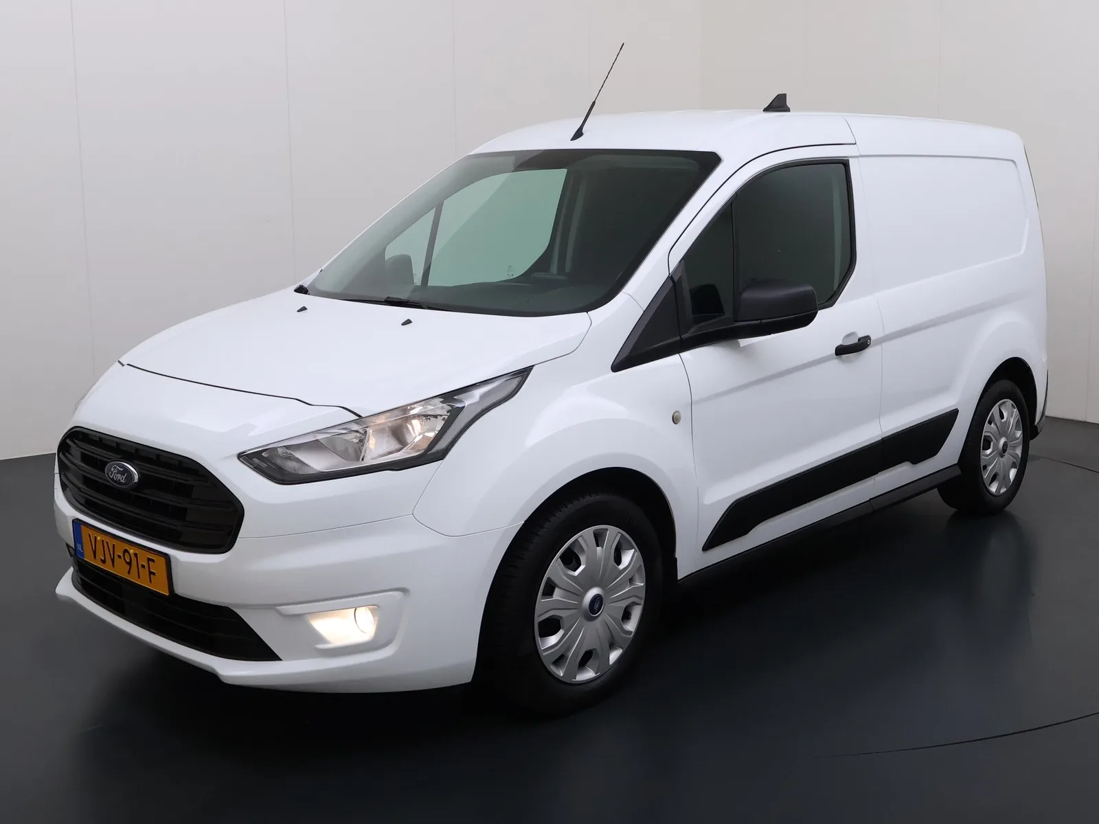 Ford Transit Connect (2021) — foto 1