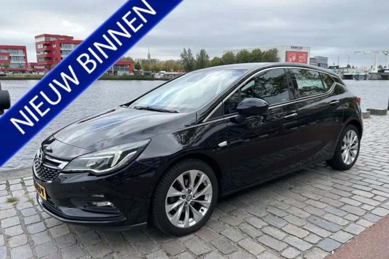 Opel Astra (2017)