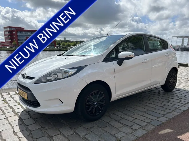 Ford Fiesta (2012) — foto 1