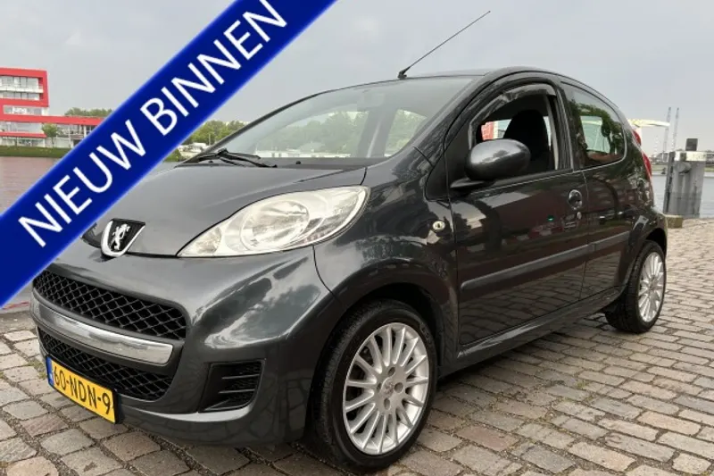 Peugeot 107 (2010)