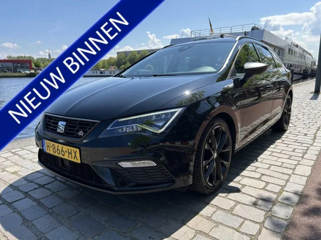 SEAT Leon (2020) — foto 1