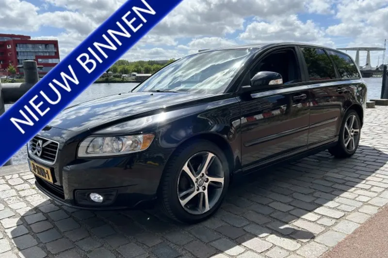 Volvo V50 (2012)