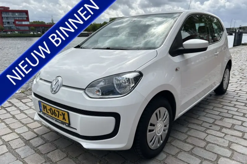 Volkswagen Up (2012)