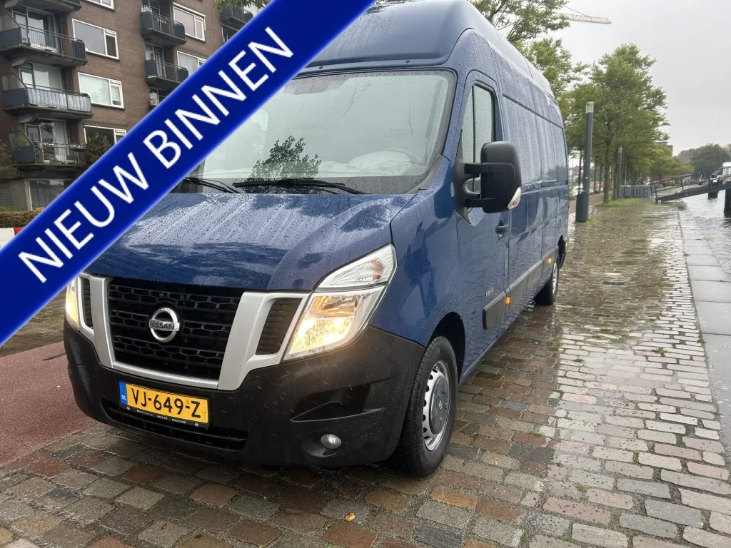 Nissan NV400 (2014) — foto 1