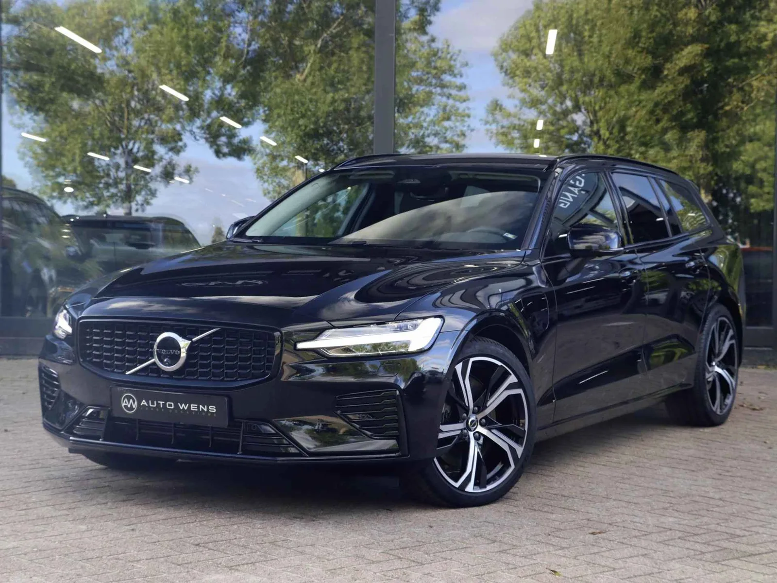 Volvo V60 (2025) — foto 1