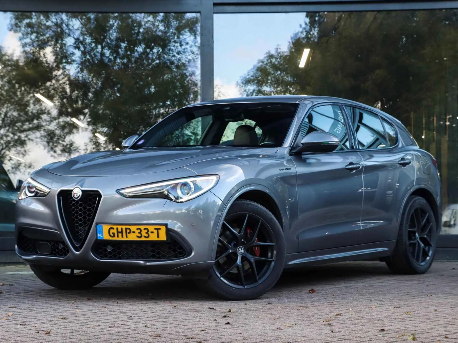 Alfa Romeo Stelvio (2021) — foto 1