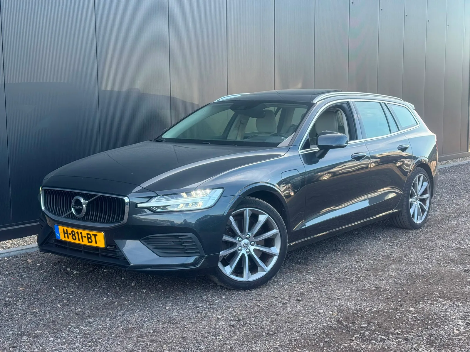 Volvo V60 (2020) — foto 1