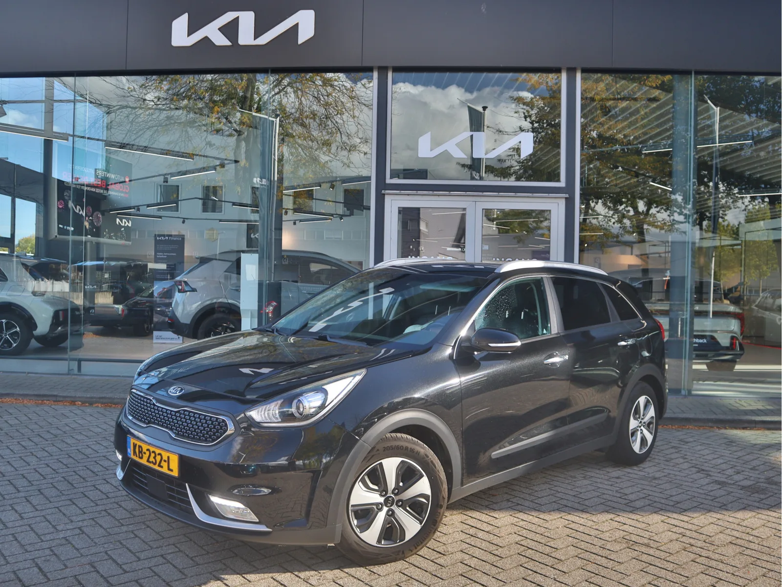 Kia Niro (2016) — foto 1