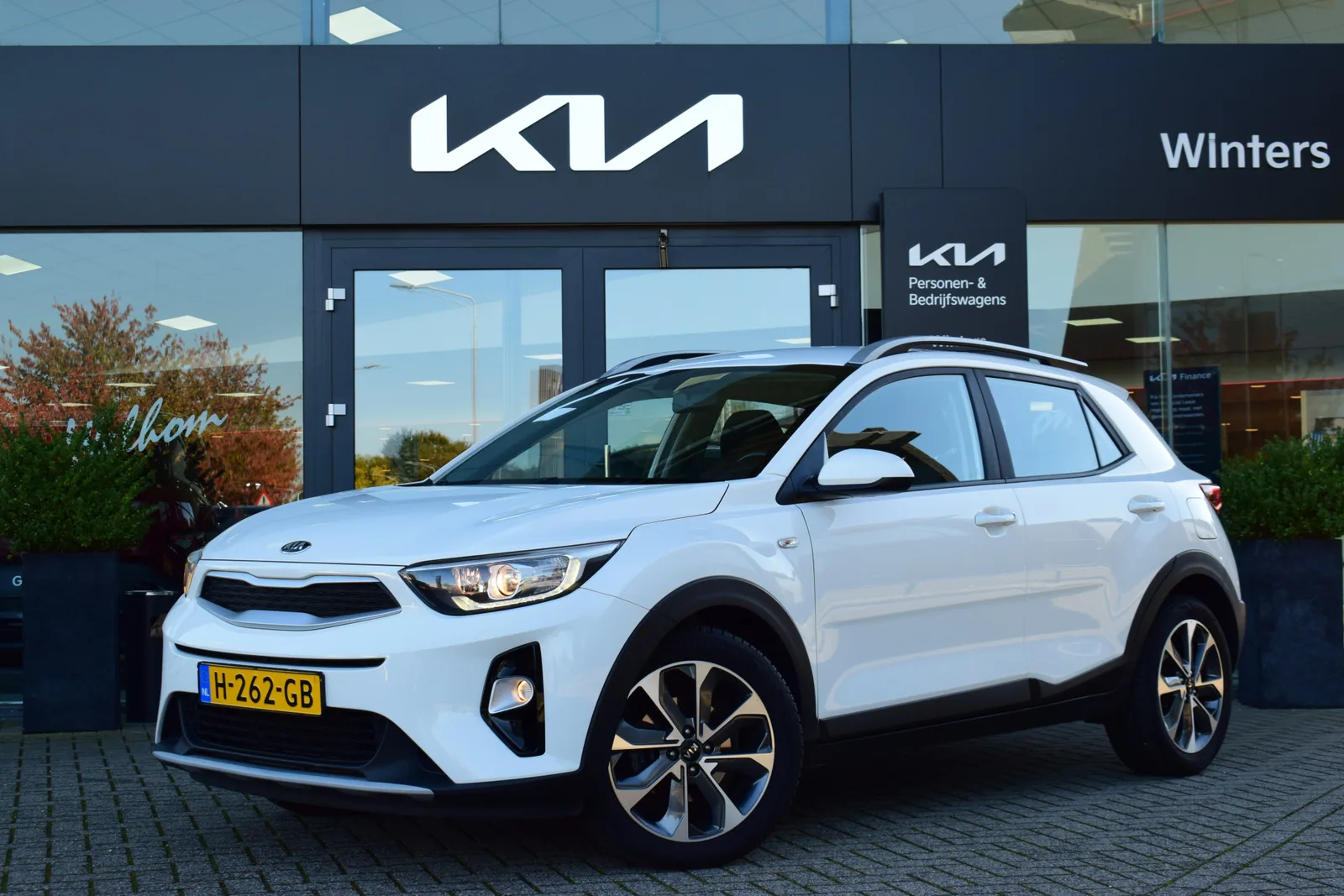 Kia Stonic (2020) — foto 1