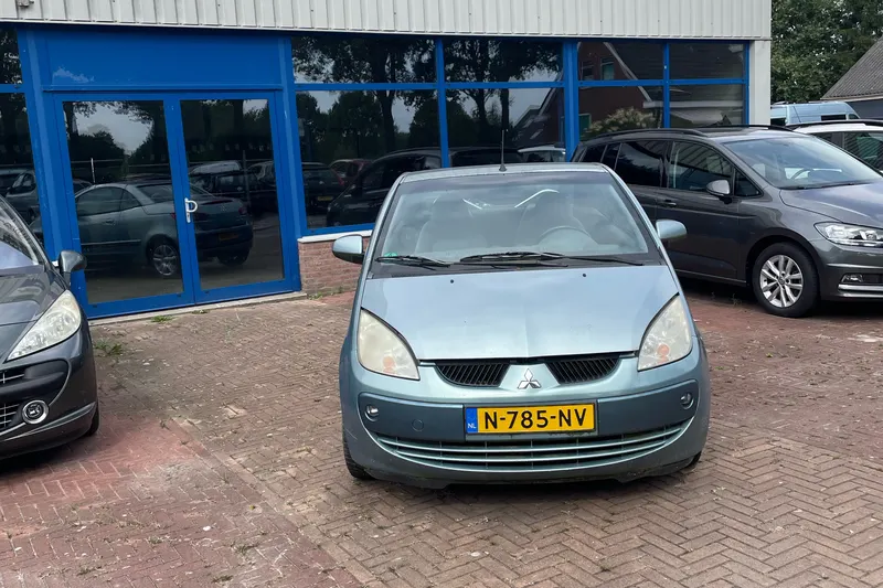 Mitsubishi Colt (2007)