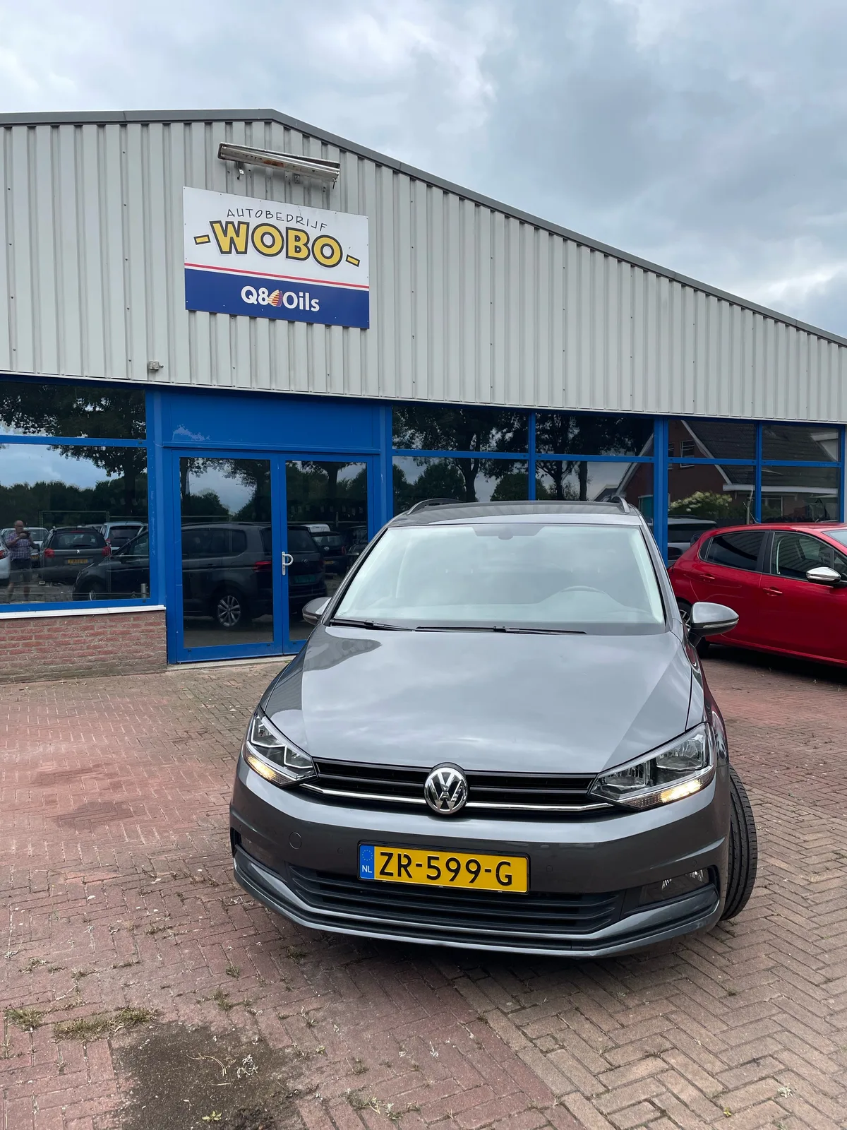 Volkswagen Touran (2019) — foto 1