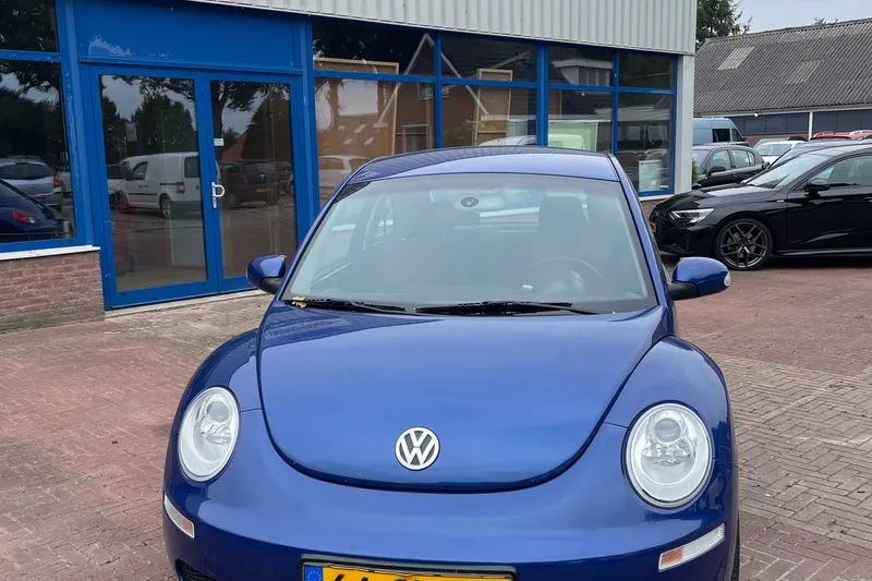 Volkswagen New Beetle (2008)