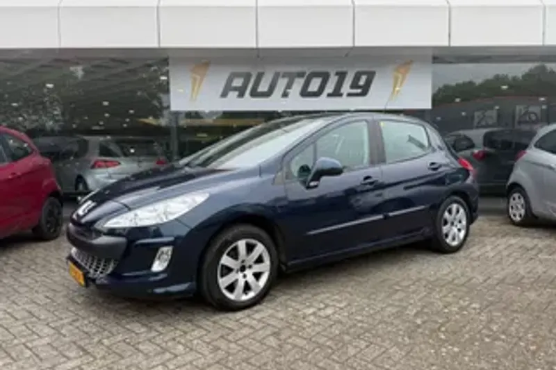 Peugeot 308 (2009)