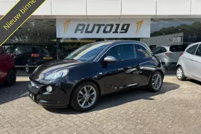 Opel Adam (2015)